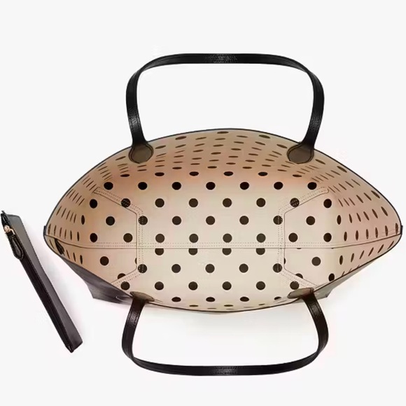 Disney X Kate Spade New York Reversible Minnie Large Tote
NWT - Picture 4 of 16